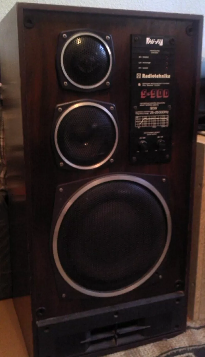РадиотехникаАС90D-класса и Ресивер Пионер 5*150 ват