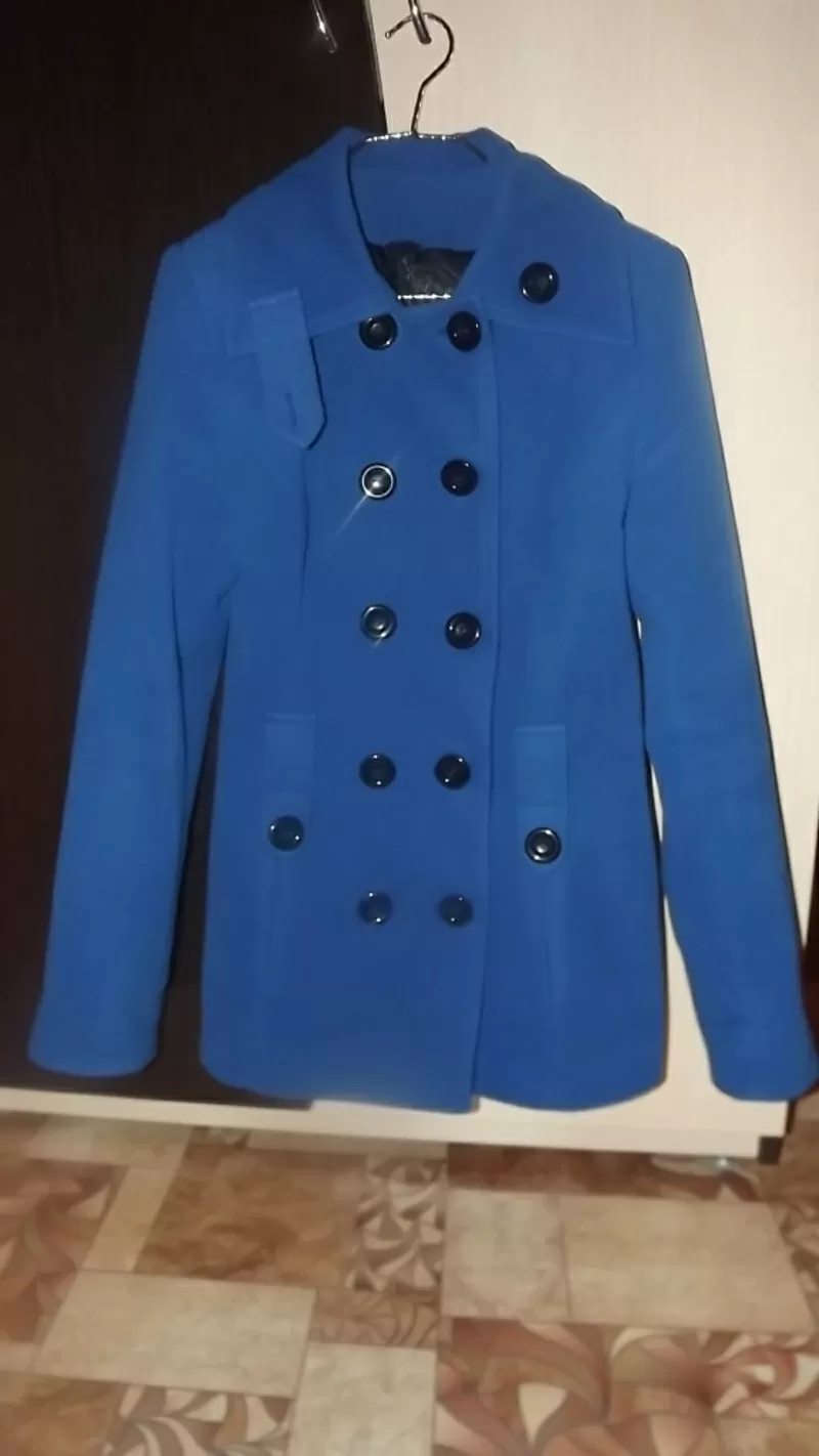 Продам б/у куртку и пальто 